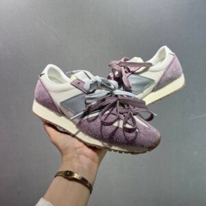 n bb sneakers y
