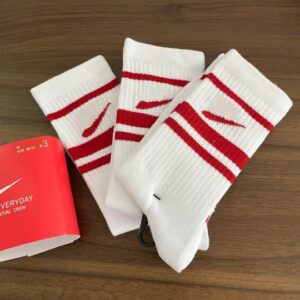 n 1 kke socks y