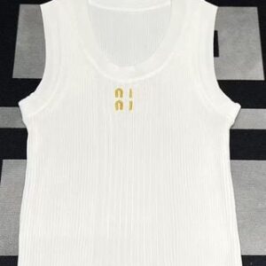 M1u vest y