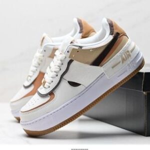 N1ke sneakers y
