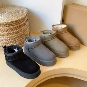 Uu g shoes y