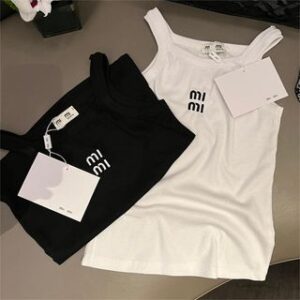 M1u vest y