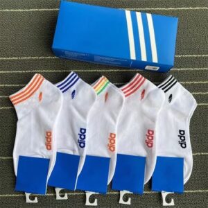 Ad1d@s socks y