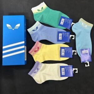 Ad1d@s socks y