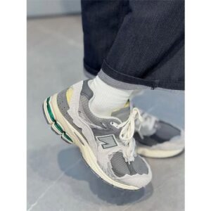 NB sneakers y