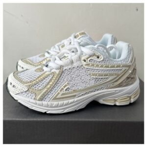 NB sneakers y