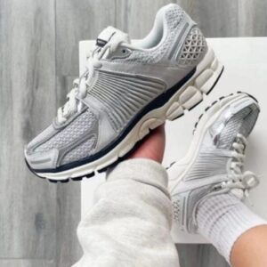 N1ke sneakers y