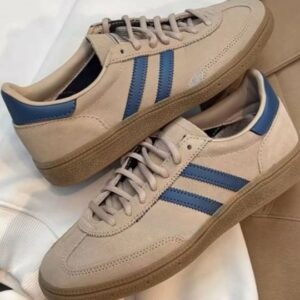 Ad1d@s sneakers y