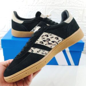 Ad1d@s sneakers y