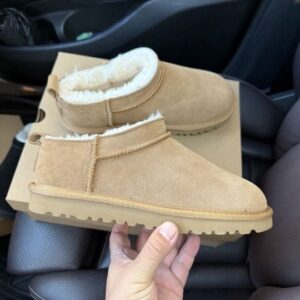 Uug shoes y