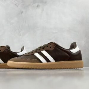 Ad1d@s sneakers y