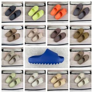 Y33zy slides y