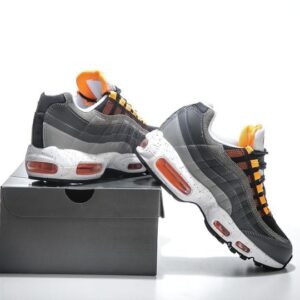 N1ke sneakers y