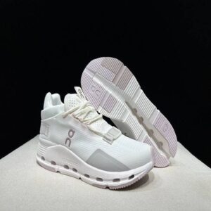 0n C10udd sneakers y