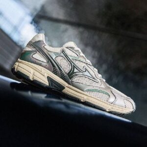 M1zun0 sneakers y