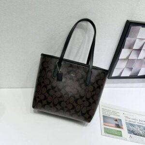 C0ach tote bag y