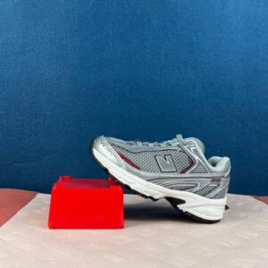 N bb sneakers y