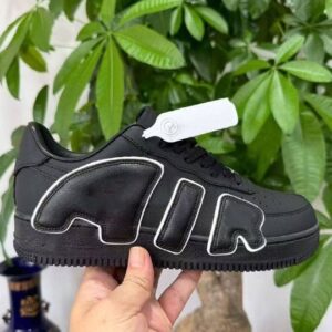 N-k A1r F0rc3 1 sneakers y